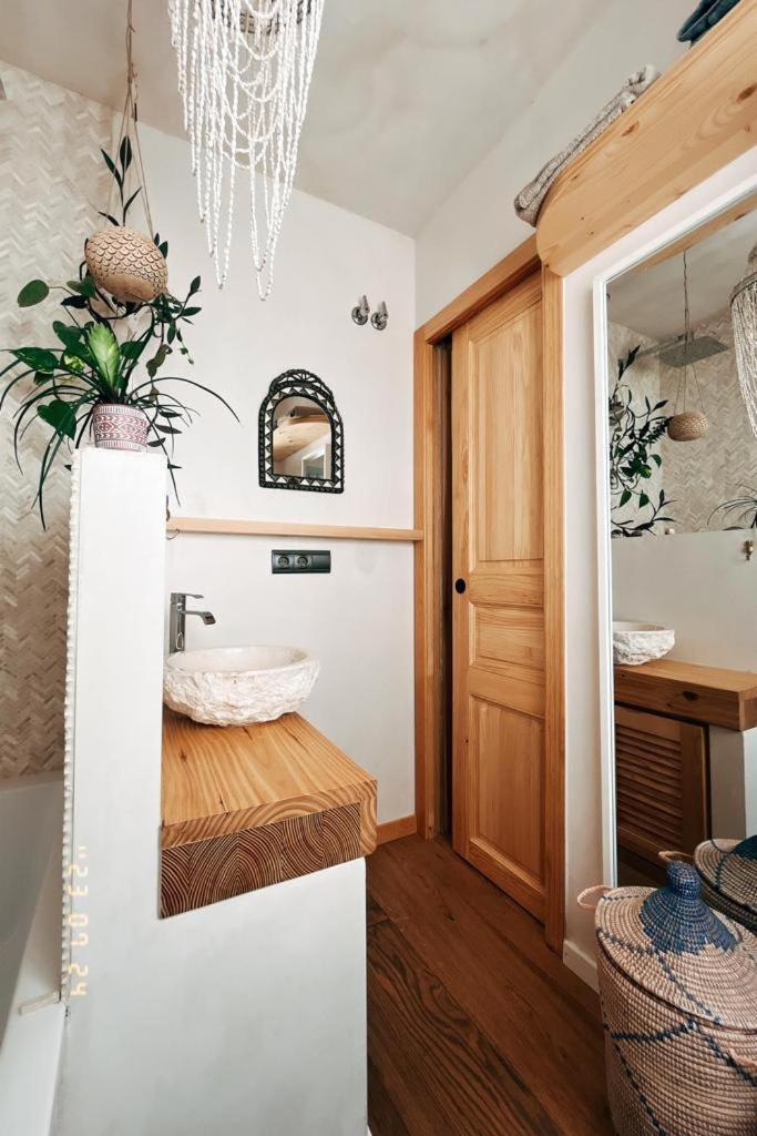 Апартаменты Casa Perla Blanca - A Hidden Gem In The Old Town Тарифа Экстерьер фото